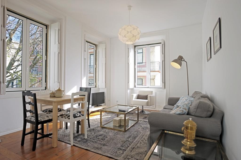 Portas Do Teatro Apartments Lisboa Chambre photo